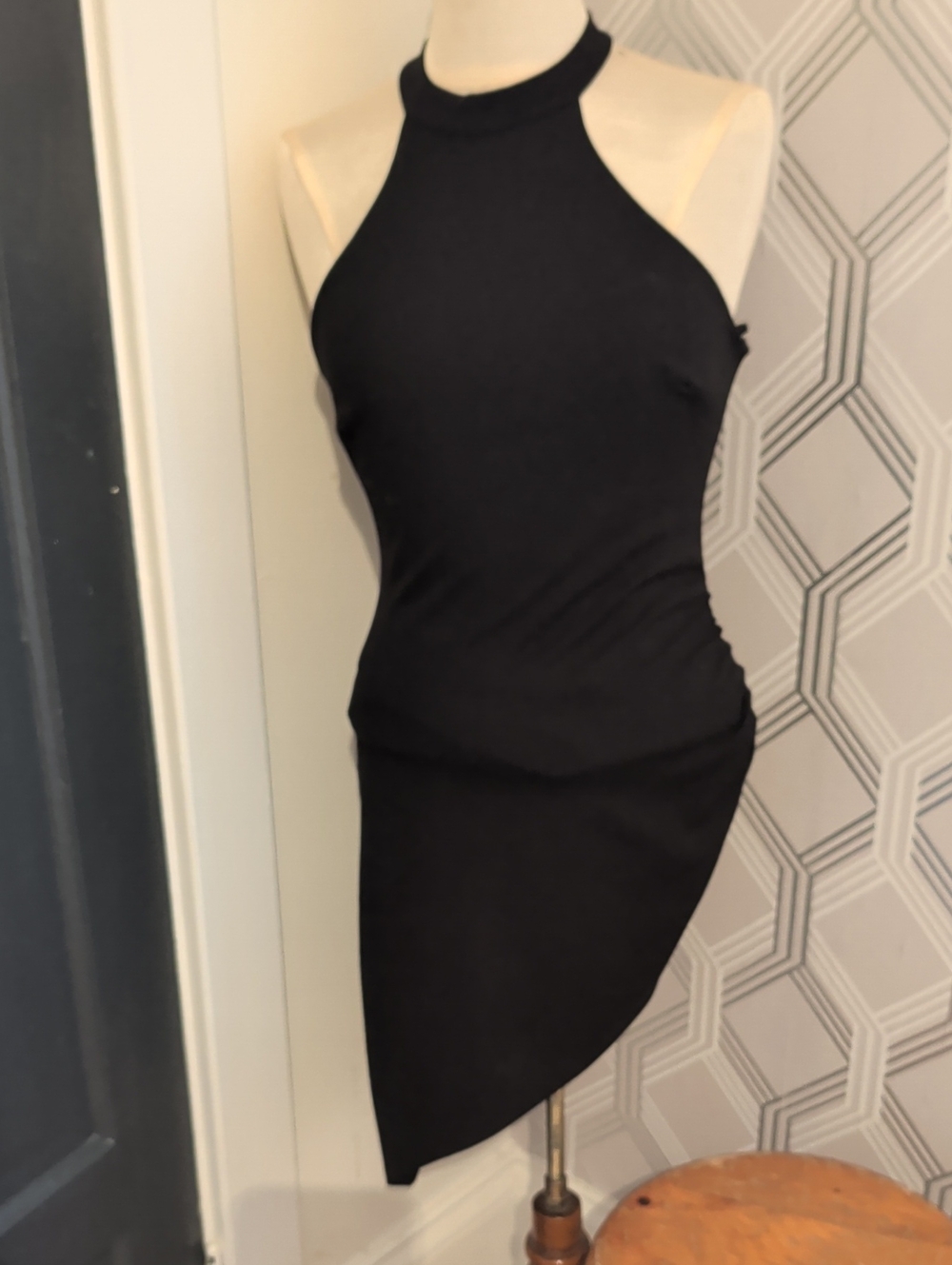 Lulu's Black One-Shoulder Asymmetrical Bodycon Dress